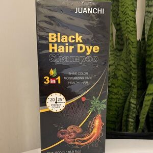 JUANCHI Black Hair Dye Shampoo - Black